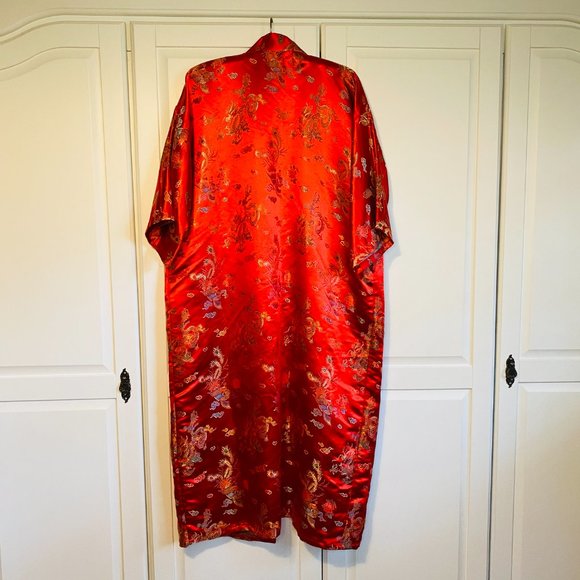 Vintage Red Dragon Robe - Picture 2 of 4